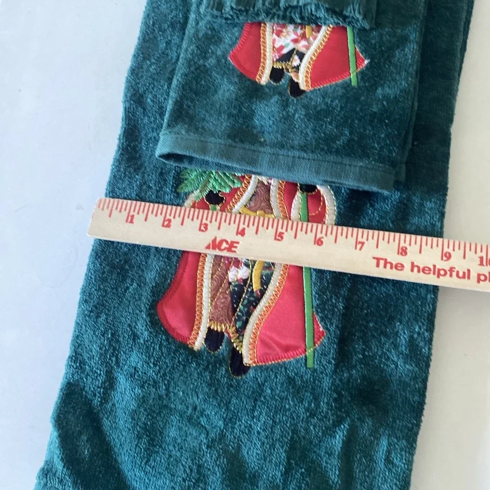 Set of 3 VTG Holiday Bathroom Towels Set Santa Claus Green Bath Hand Towel